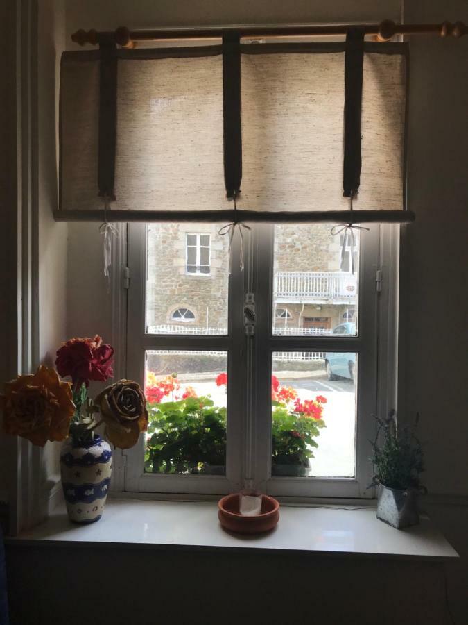 Le Petit Logement Appartamento Pre-en-Pail-Saint-Samson Esterno foto