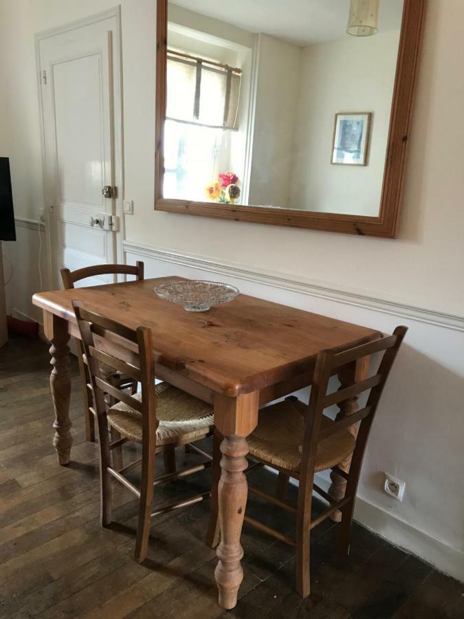Le Petit Logement Appartamento Pre-en-Pail-Saint-Samson Esterno foto